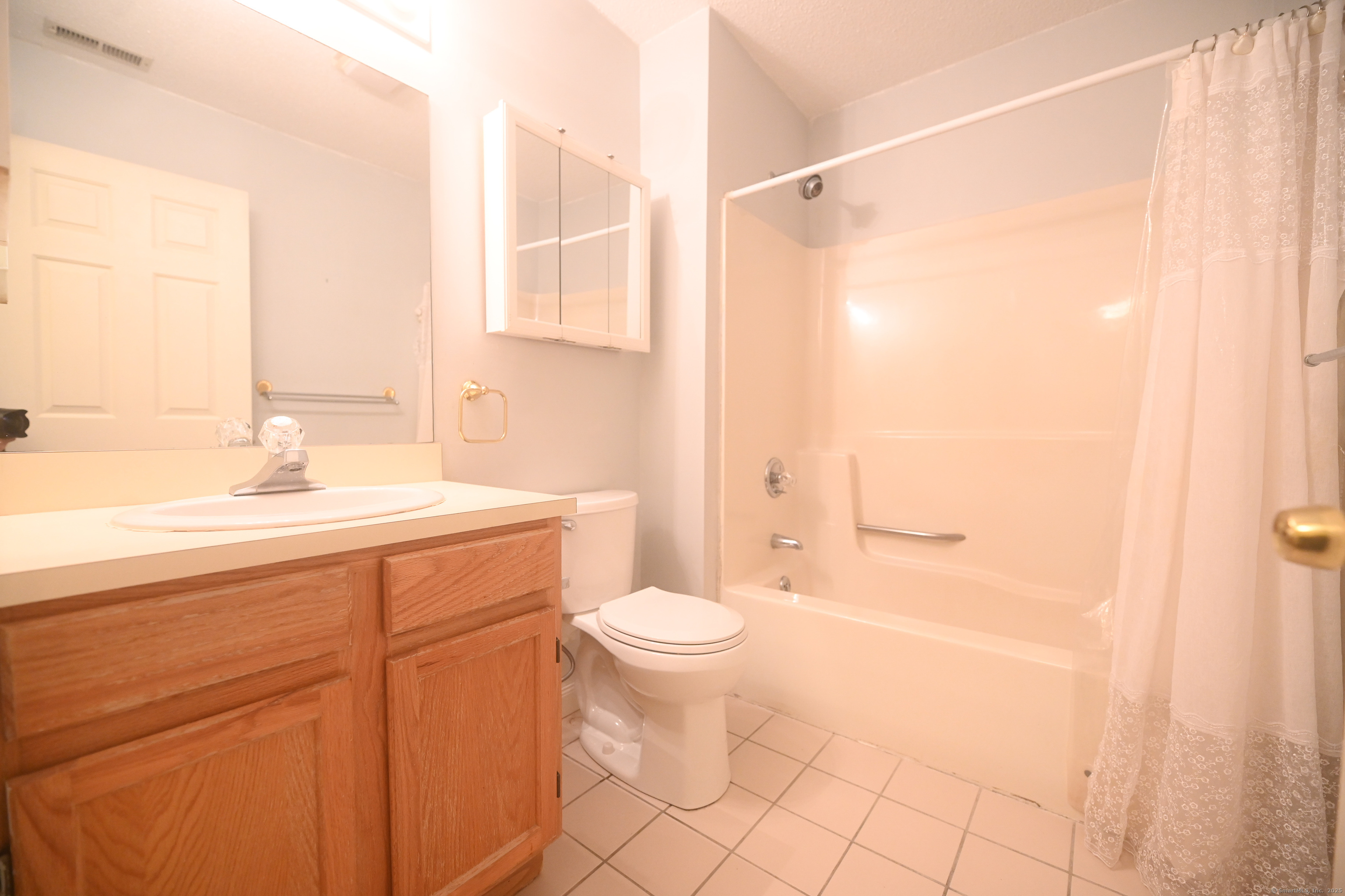 173 Russo Avenue #108, East Haven, Connecticut image 4