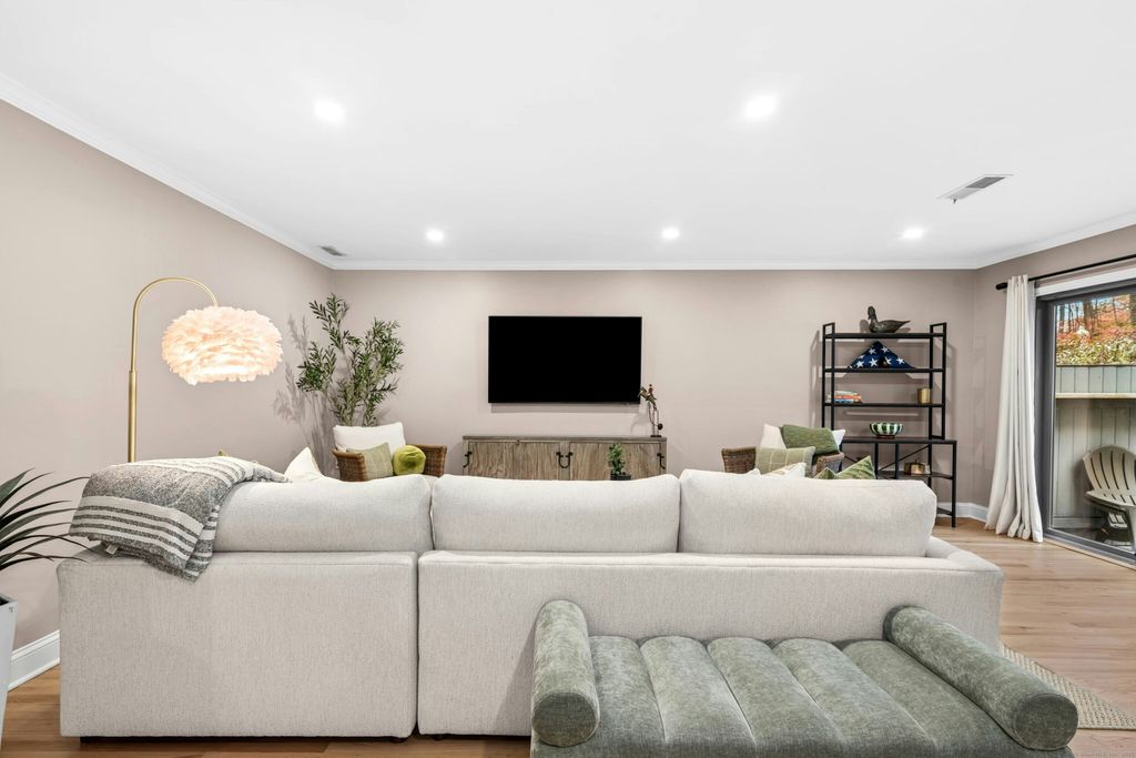 Photo of 3 Nectar Lane #3, Ridgefield, CT 06877 (MLS # 24100588)