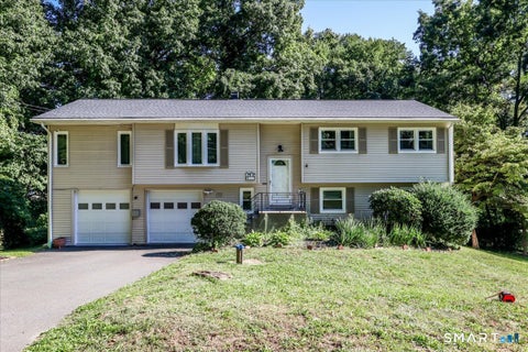 Photo of 28 Deepwood Drive, Bethel, CT 06801 (MLS # 24206159)