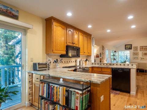 Tiny photo for 12 Edgewood Court #12, Simsbury, CT 06070 (MLS # 24213016)