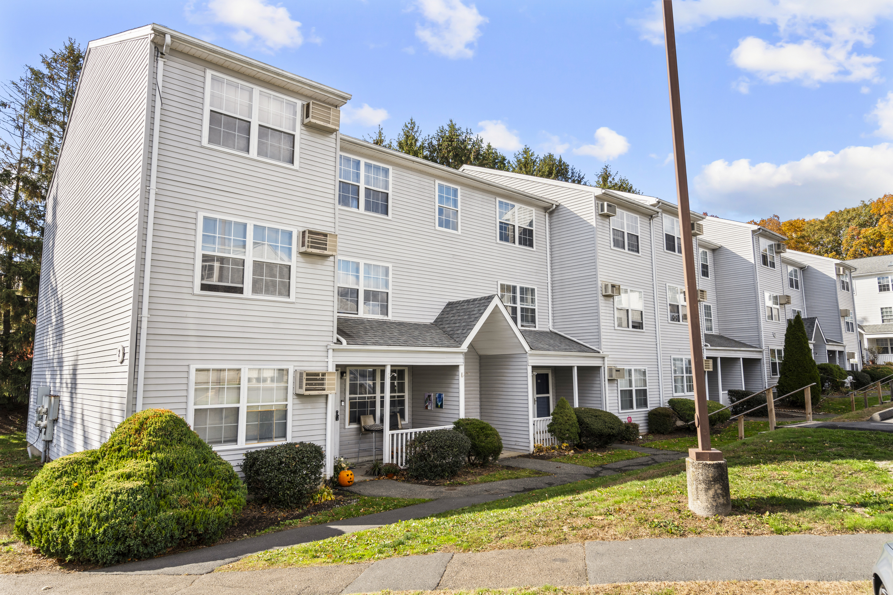 89 Coleman Street APT 213