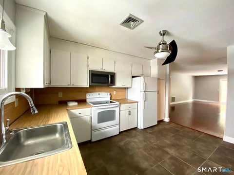 Tiny photo for 1404 Summer Hill Drive #1404, South Windsor, CT 06074 (MLS # 24215649)