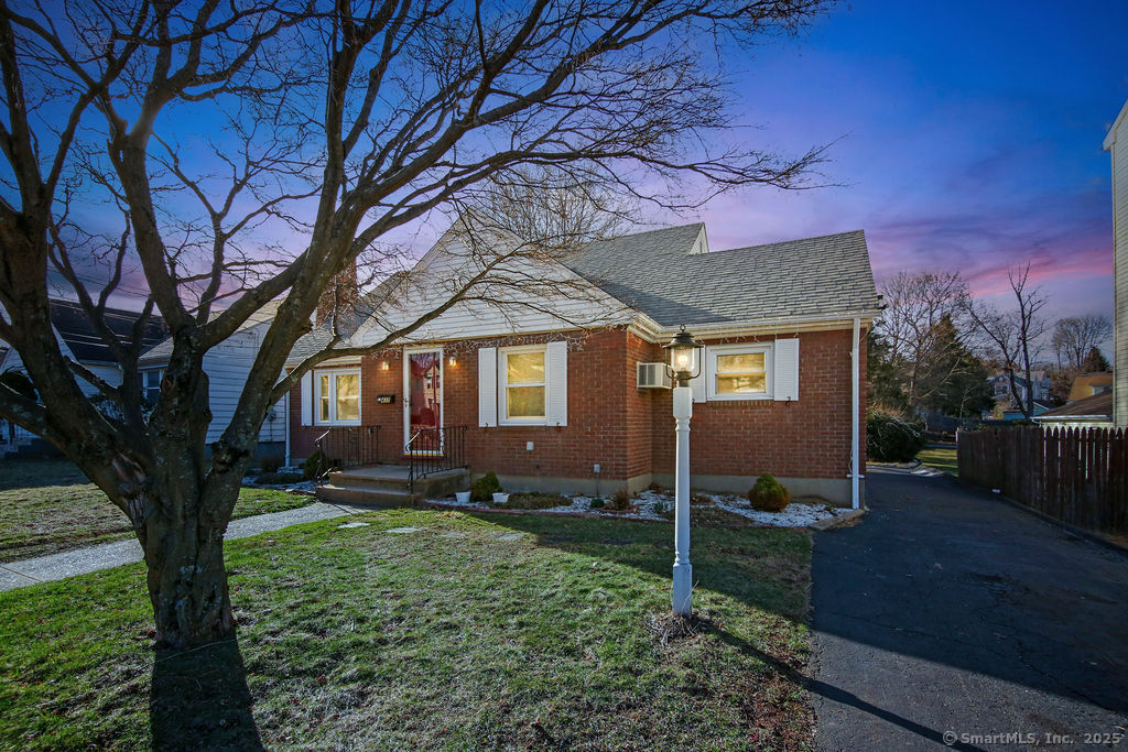 437 Eddy Glover Boulevard, New Britain, Connecticut image 28