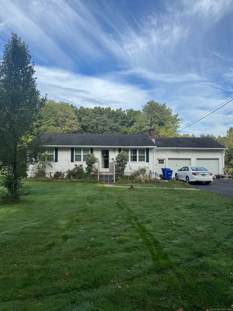 A home in South Windsor