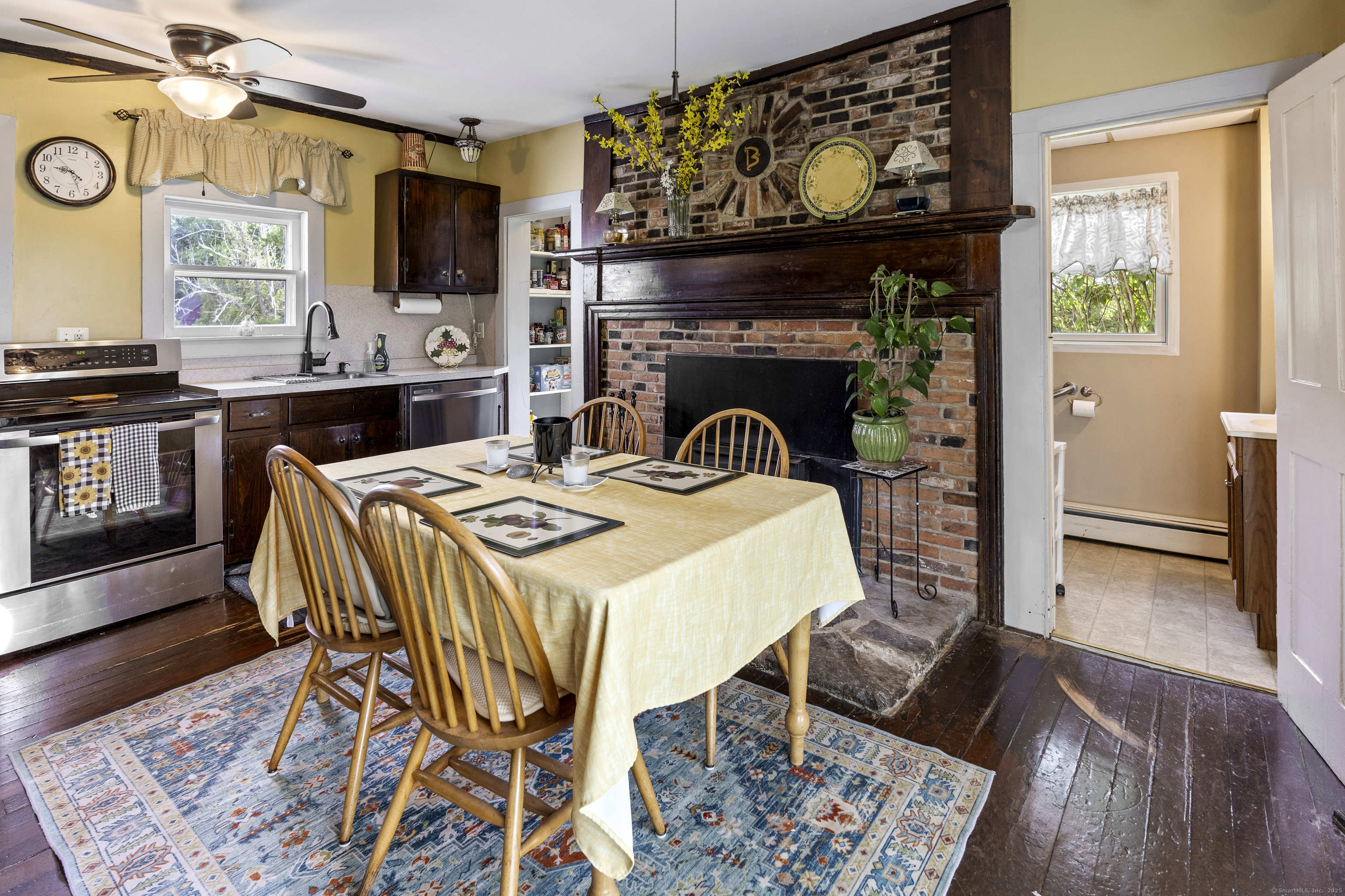 16 North Road, Ashford, Connecticut image 8