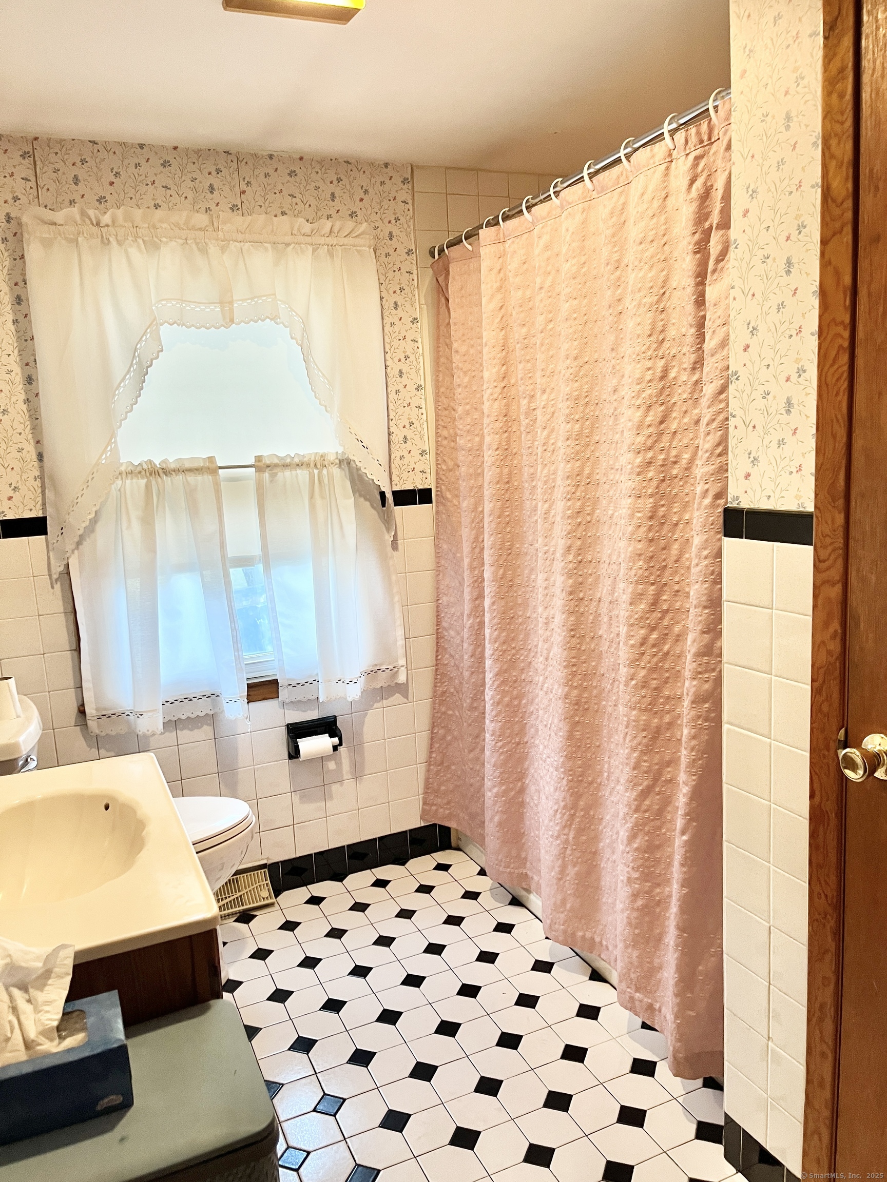 13 Reene Lane, Wallingford, Connecticut image 12