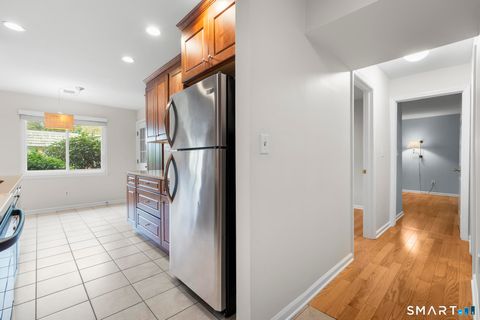 Tiny photo for 132 Southport Woods Drive #132, Fairfield, CT 06890 (MLS # 24166193)