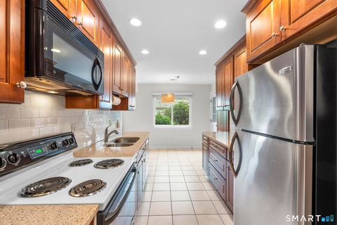 Tiny photo for 132 Southport Woods Drive #132, Fairfield, CT 06890 (MLS # 24166193)