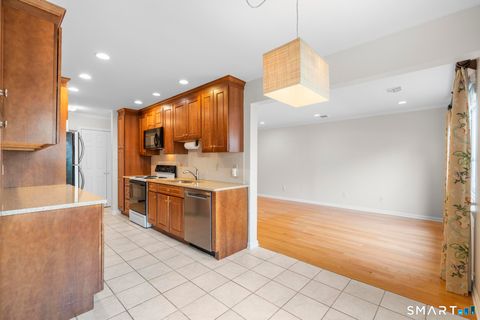 Tiny photo for 132 Southport Woods Drive #132, Fairfield, CT 06890 (MLS # 24166193)