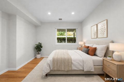 Tiny photo for 132 Southport Woods Drive #132, Fairfield, CT 06890 (MLS # 24166193)