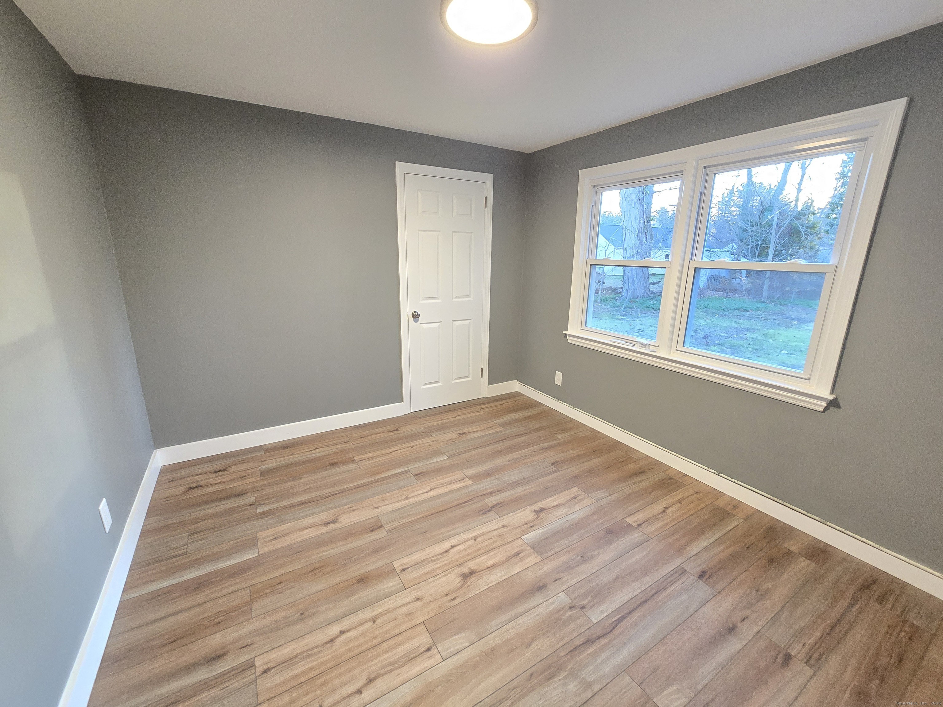 Windsor, Connecticut 06095, United States, 3 Bedrooms Bedrooms, ,2 BathroomsBathrooms,Residential,Active,251063