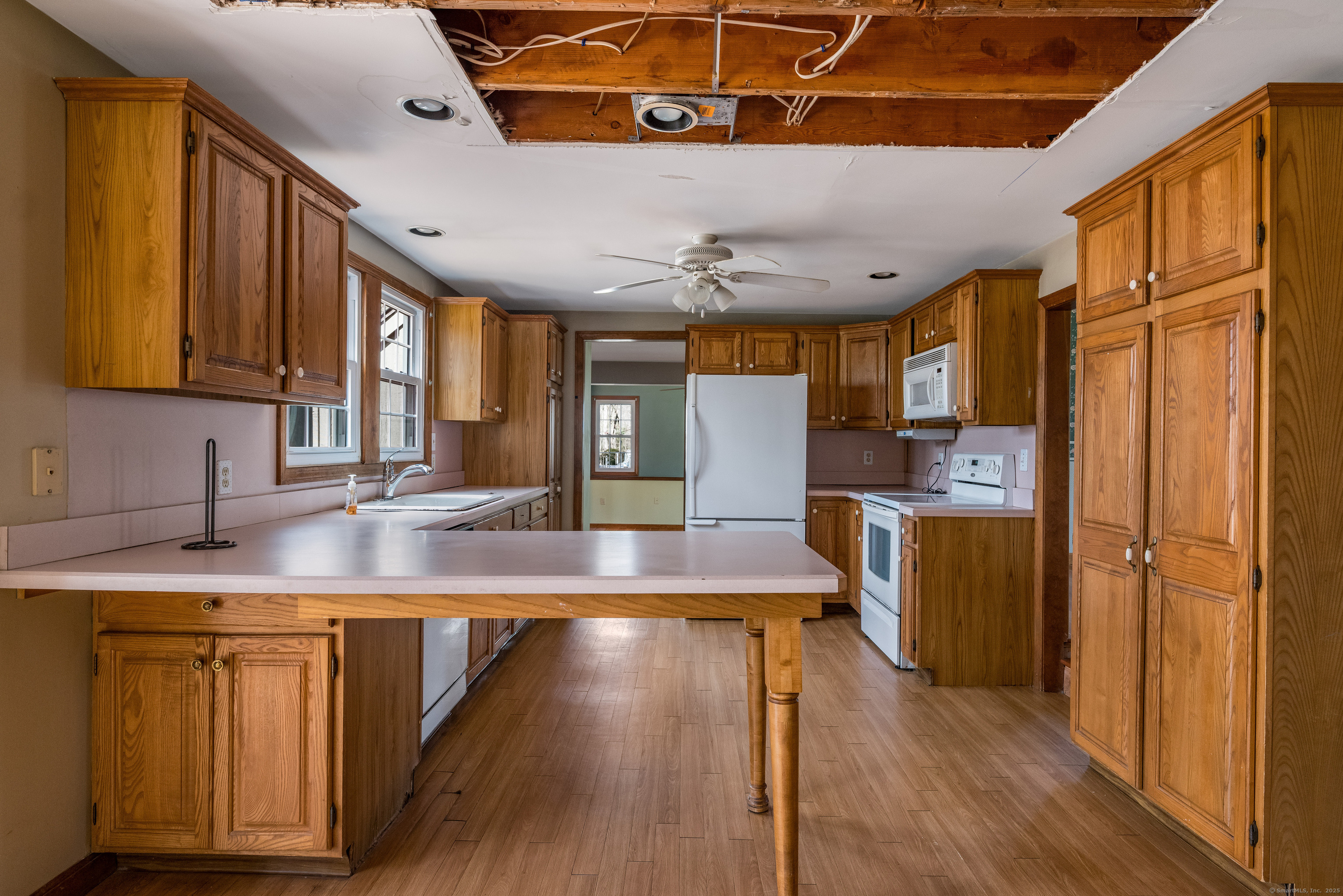 98 Bartlett Drive, Madison, Connecticut image 10