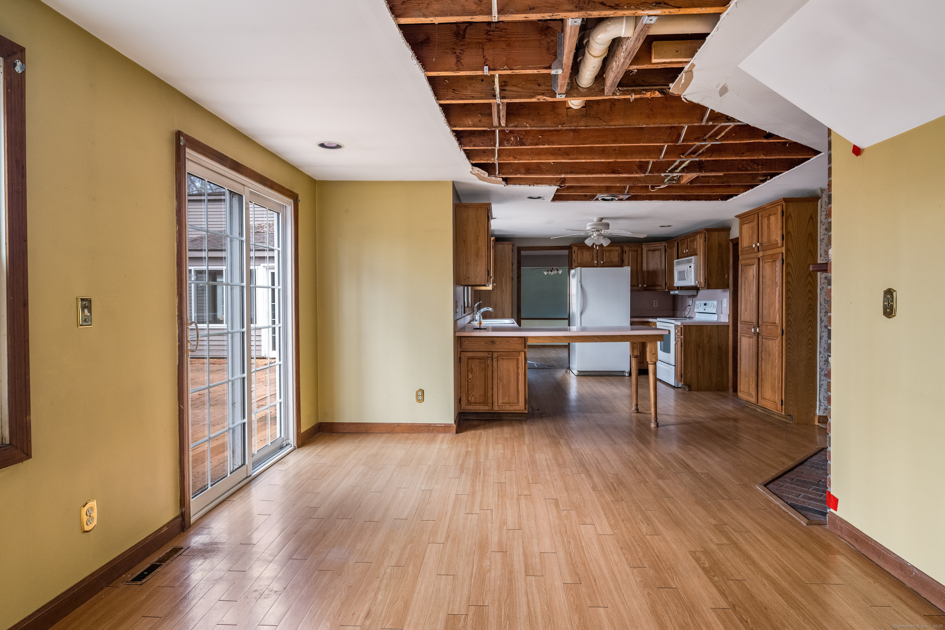 98 Bartlett Drive, Madison, Connecticut image 14