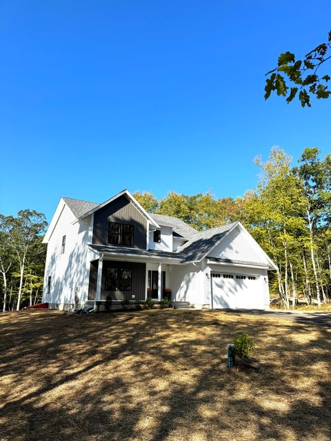 50 Josephine Way Tolland CT 06084
