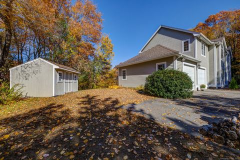 A home in New Hartford