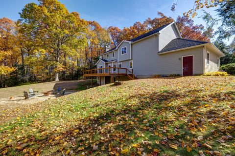 A home in New Hartford