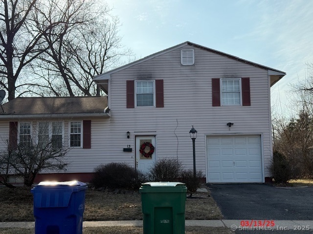Property for Sale at Patton Road, Bloomfield, Connecticut - Bedrooms: 3 
Bathrooms: 2 
Rooms: 7  - $228,800
