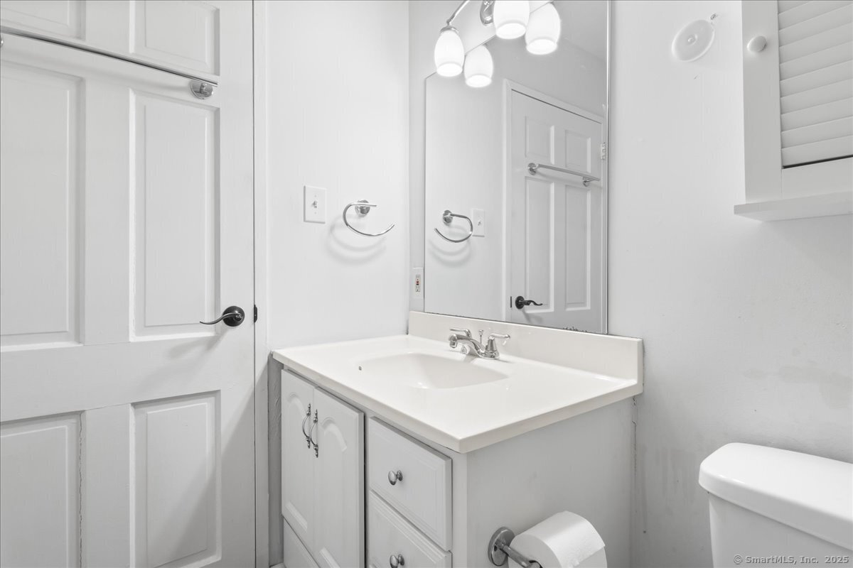 95 Niles Hill Road #95, New London, Connecticut image 17