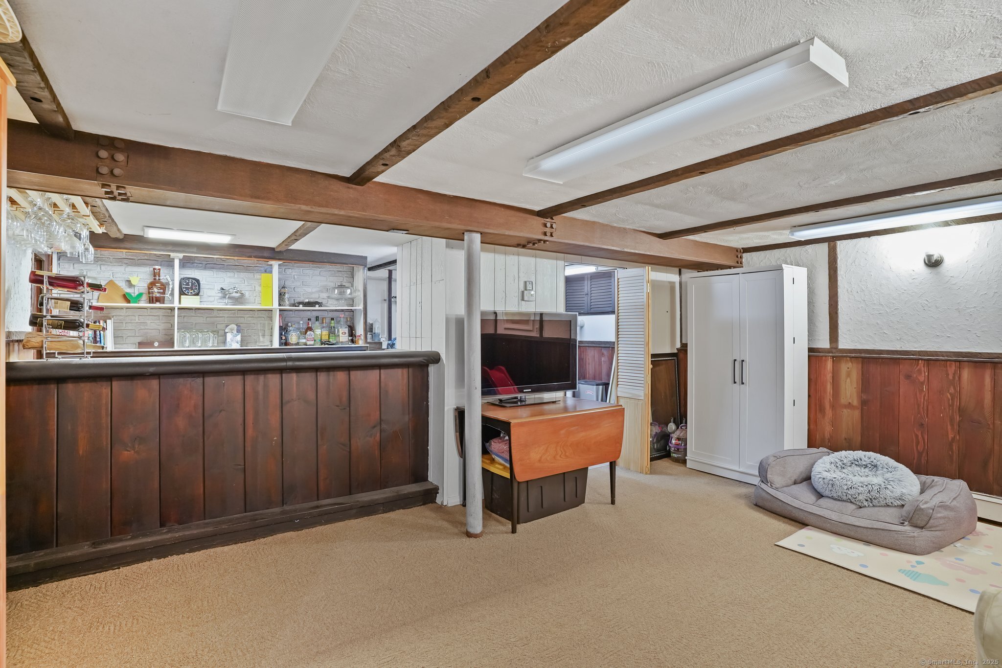 Norwalk, Connecticut 06854, United States, 3 Bedrooms Bedrooms, ,2 BathroomsBathrooms,Residential,Active,166490