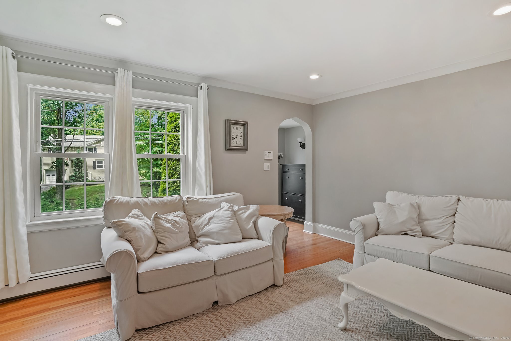 Norwalk, Connecticut 06854, United States, 3 Bedrooms Bedrooms, ,2 BathroomsBathrooms,Residential,Active,166490