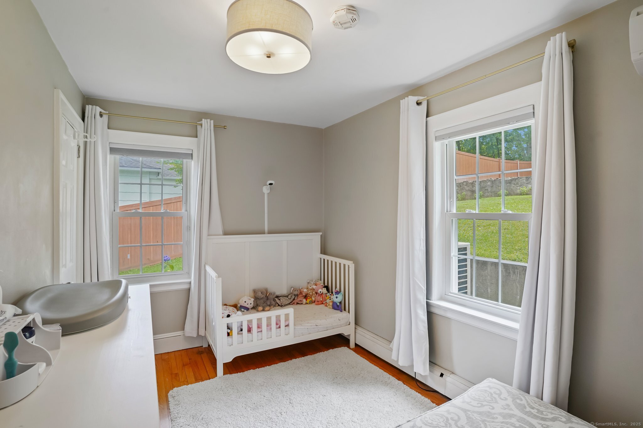 Norwalk, Connecticut 06854, United States, 3 Bedrooms Bedrooms, ,2 BathroomsBathrooms,Residential,Active,166490