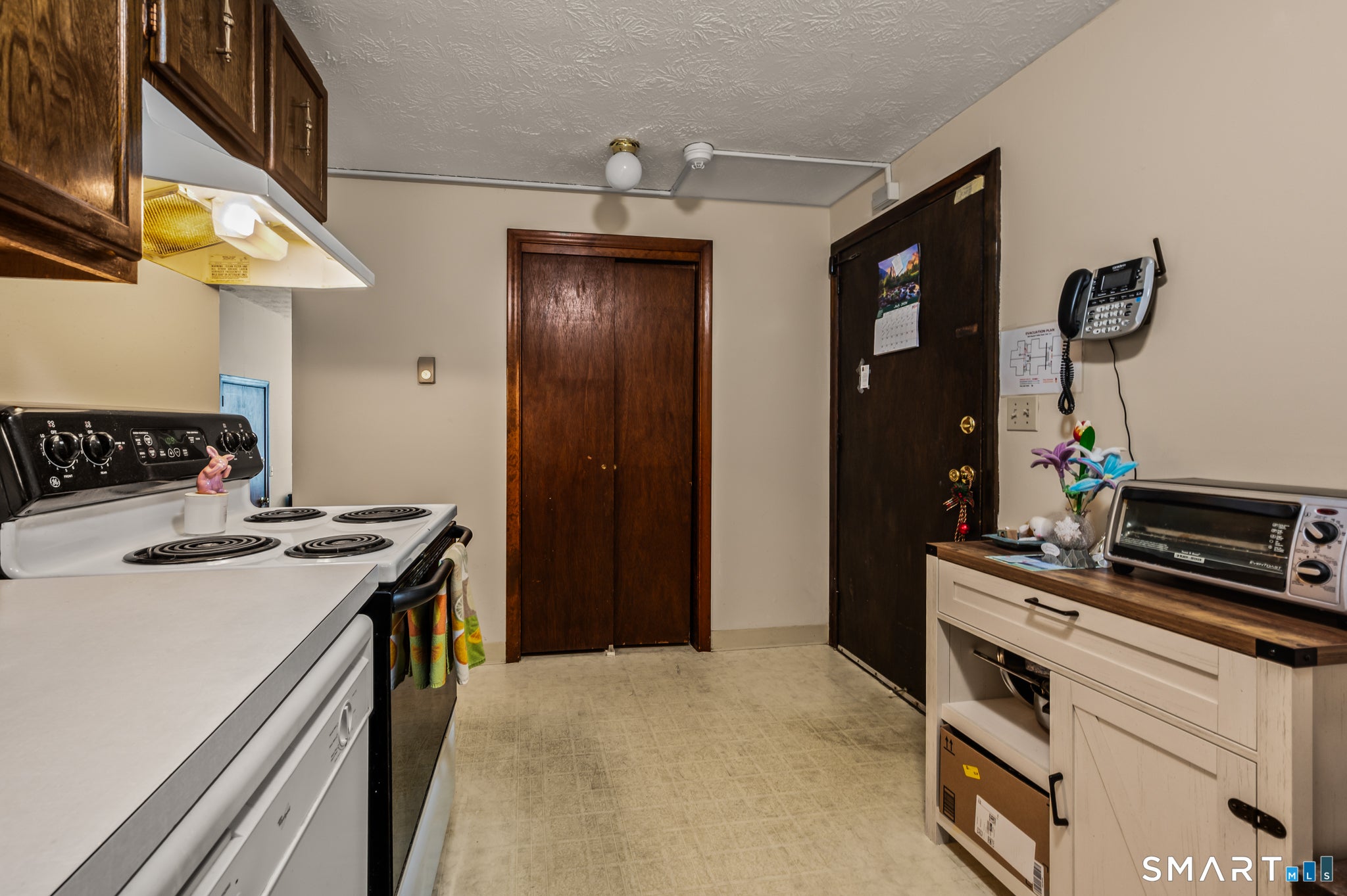 949 Pleasant Valley Road 3-3