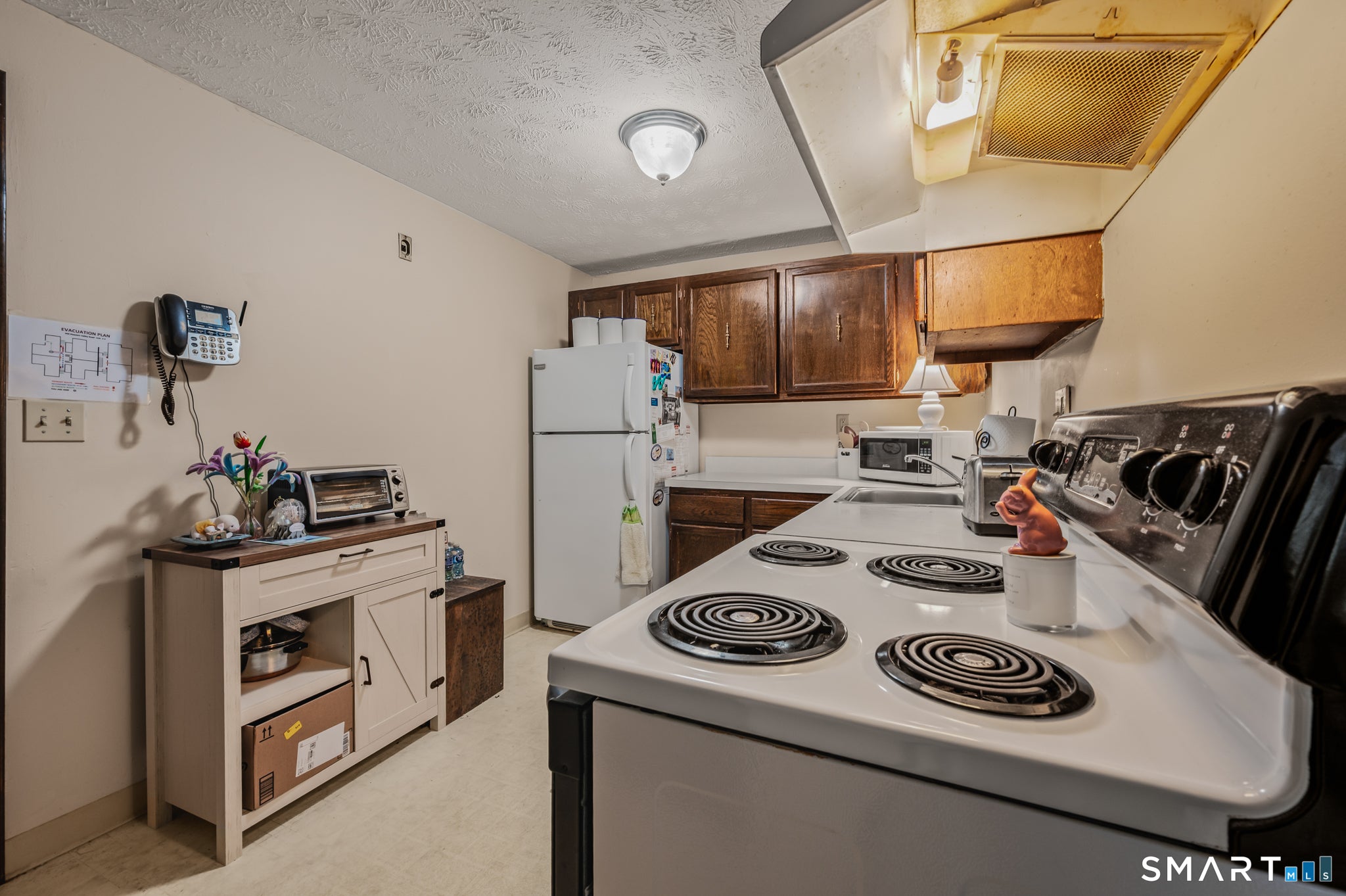 949 Pleasant Valley Road 3-3
