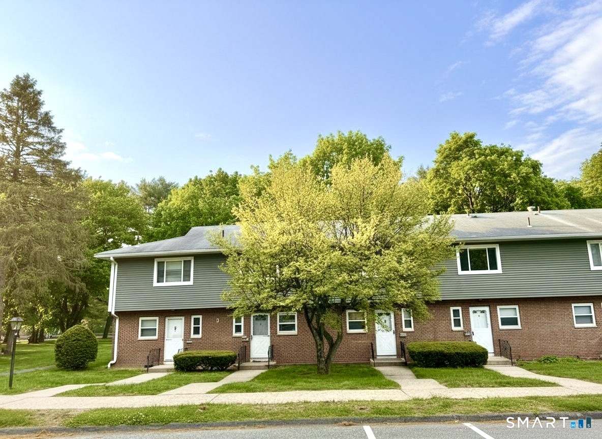3 Camelot Drive 2