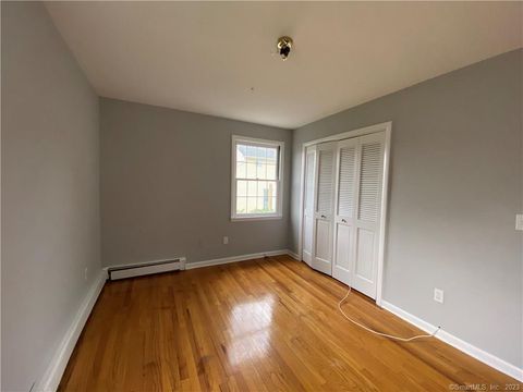 Tiny photo for 56 Hallock Street #1st, Bridgeport, CT 06606 (MLS # 24153019)