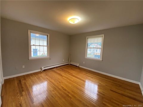 Tiny photo for 56 Hallock Street #1st, Bridgeport, CT 06606 (MLS # 24153019)
