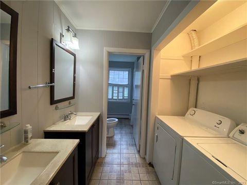 Tiny photo for 56 Hallock Street #1st, Bridgeport, CT 06606 (MLS # 24153019)