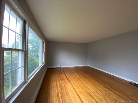 Tiny photo for 56 Hallock Street #1st, Bridgeport, CT 06606 (MLS # 24153019)