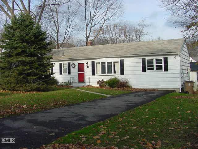 Photo 1 of 72 Rockledge Drive, Stamford, Connecticut, $445,000, Web #: 99057488