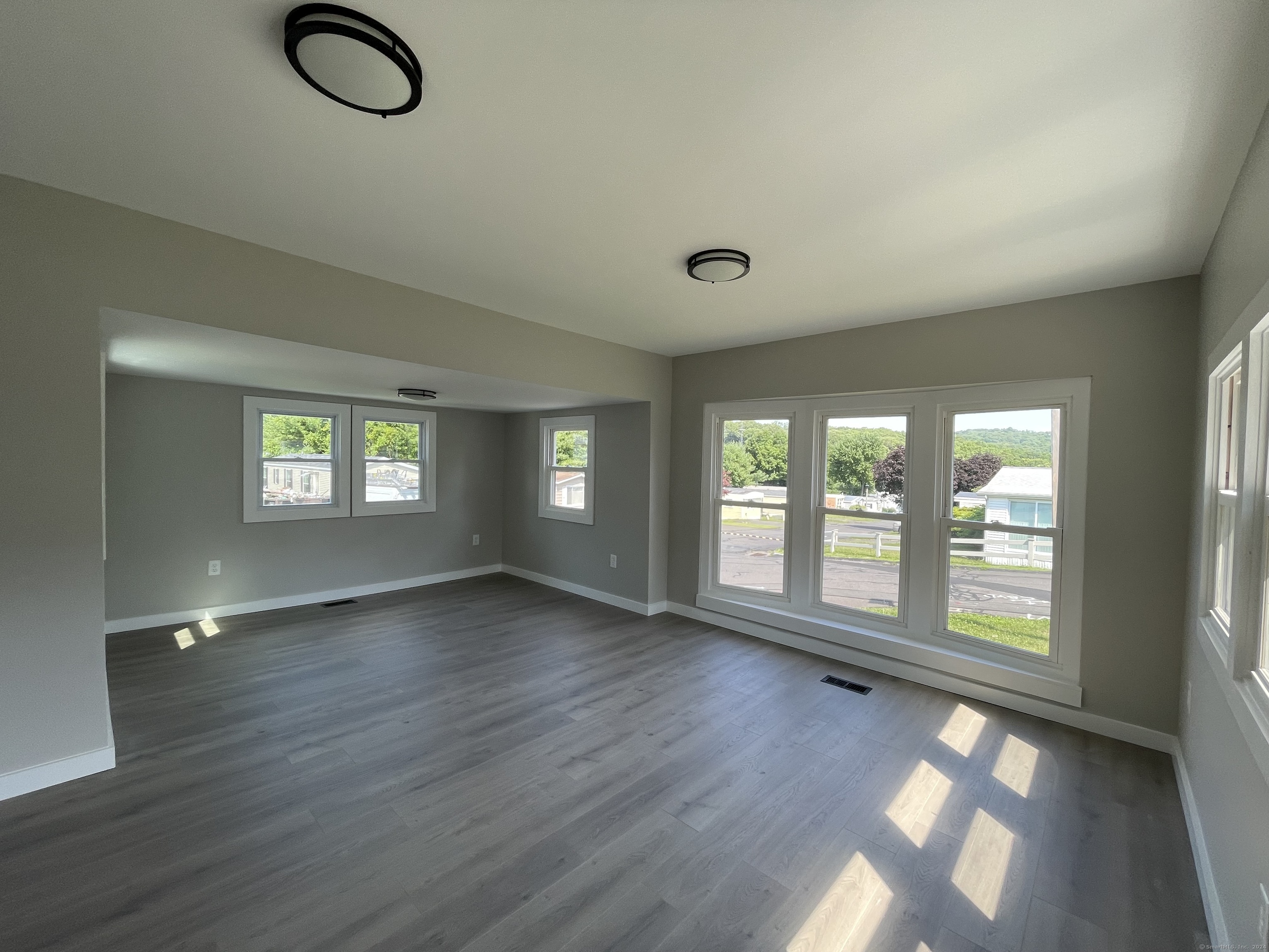 27 Patricia Lane, Naugatuck, Connecticut image 5