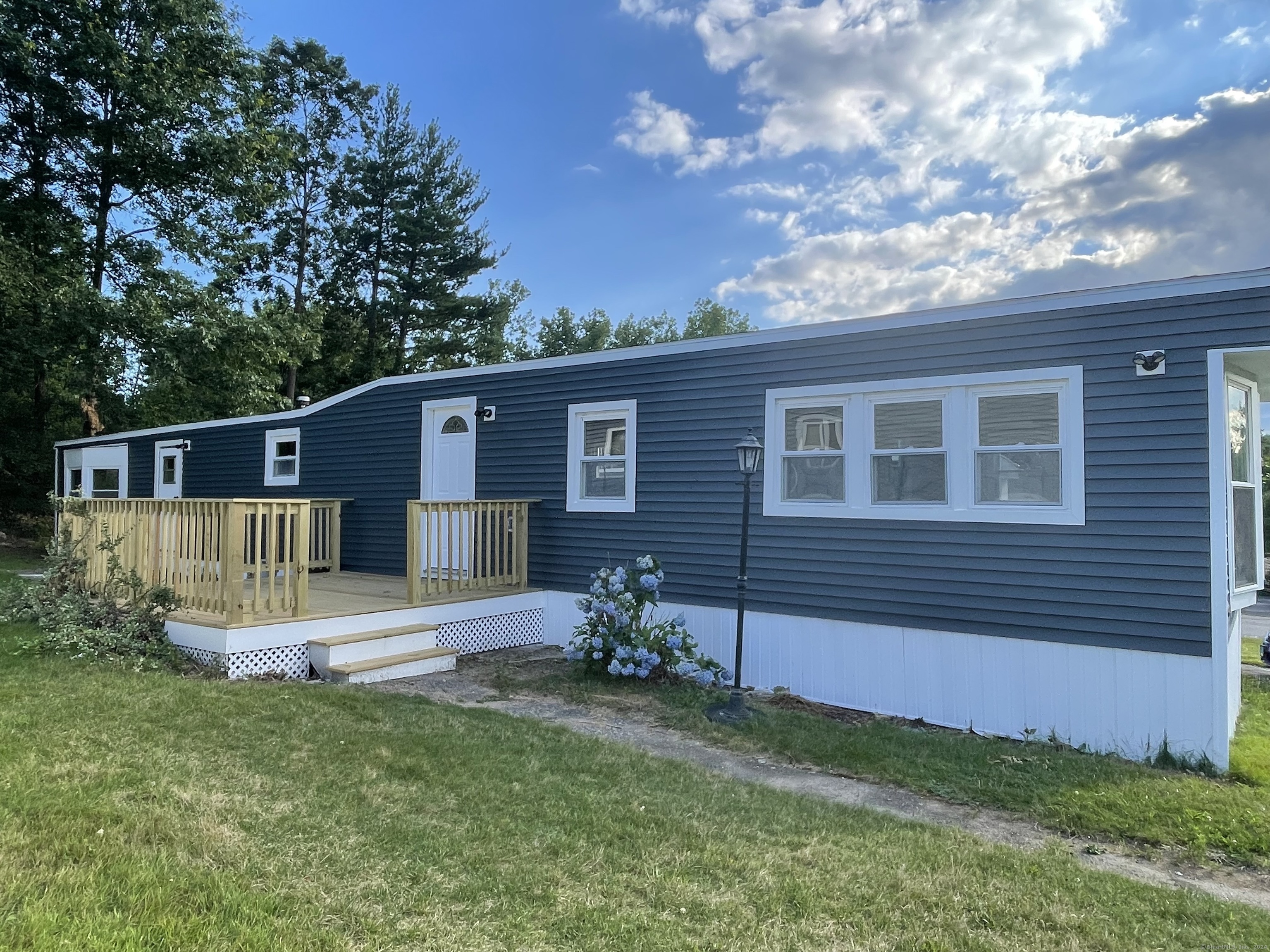 27 Patricia Lane, Naugatuck, Connecticut image 14