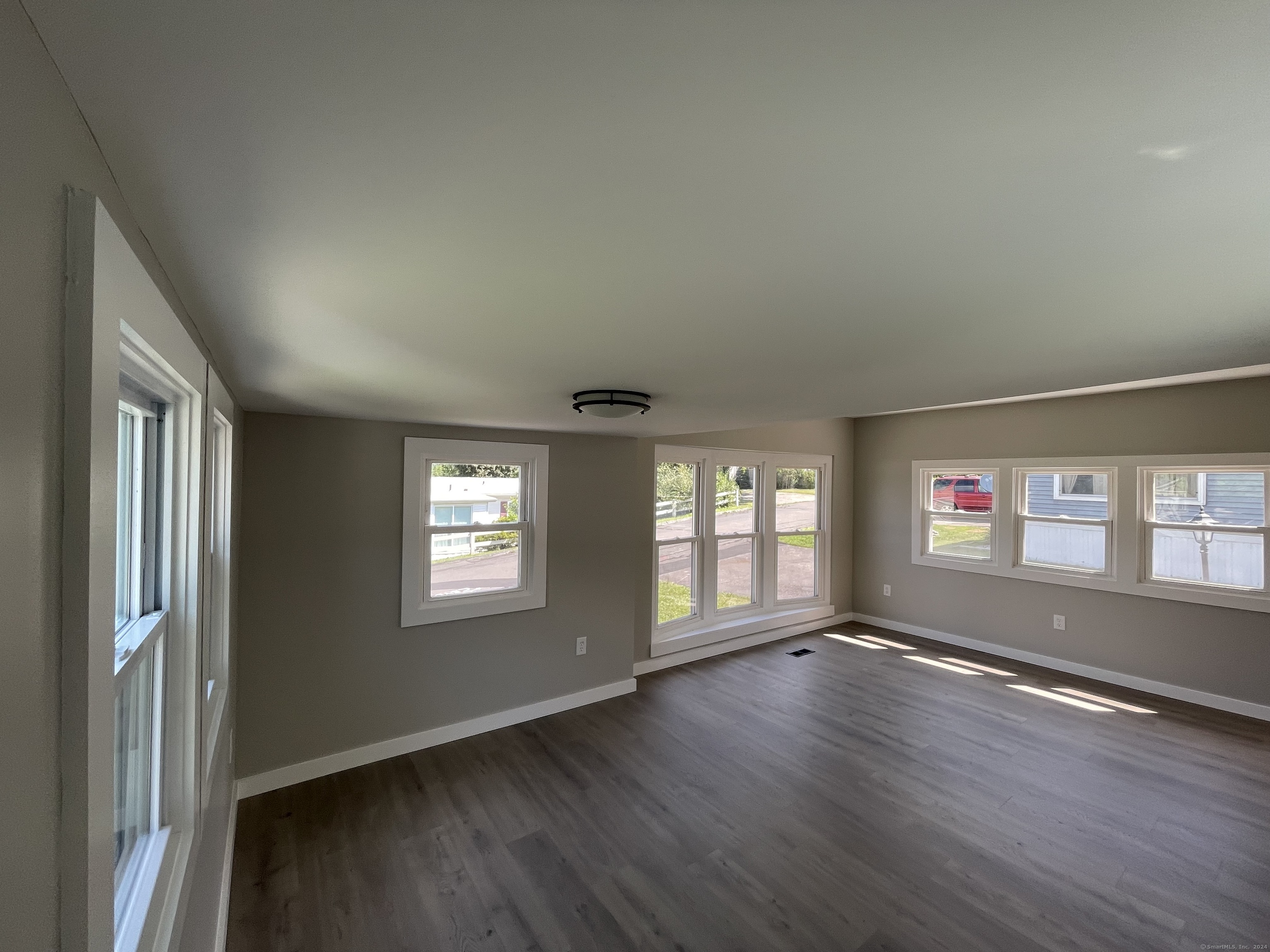27 Patricia Lane, Naugatuck, Connecticut image 6