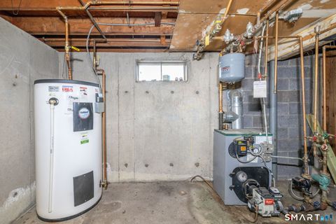 Tiny photo for 32 Forest Court N, Hamden, CT 06518 (MLS # 24146410)