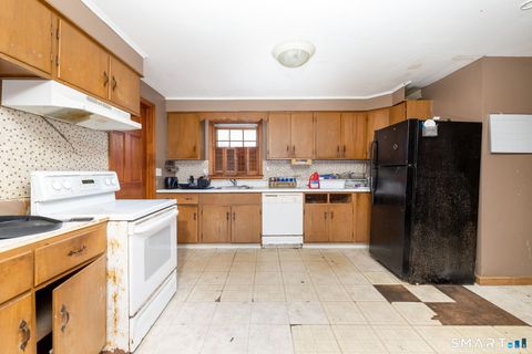 Tiny photo for 32 Forest Court N, Hamden, CT 06518 (MLS # 24146410)
