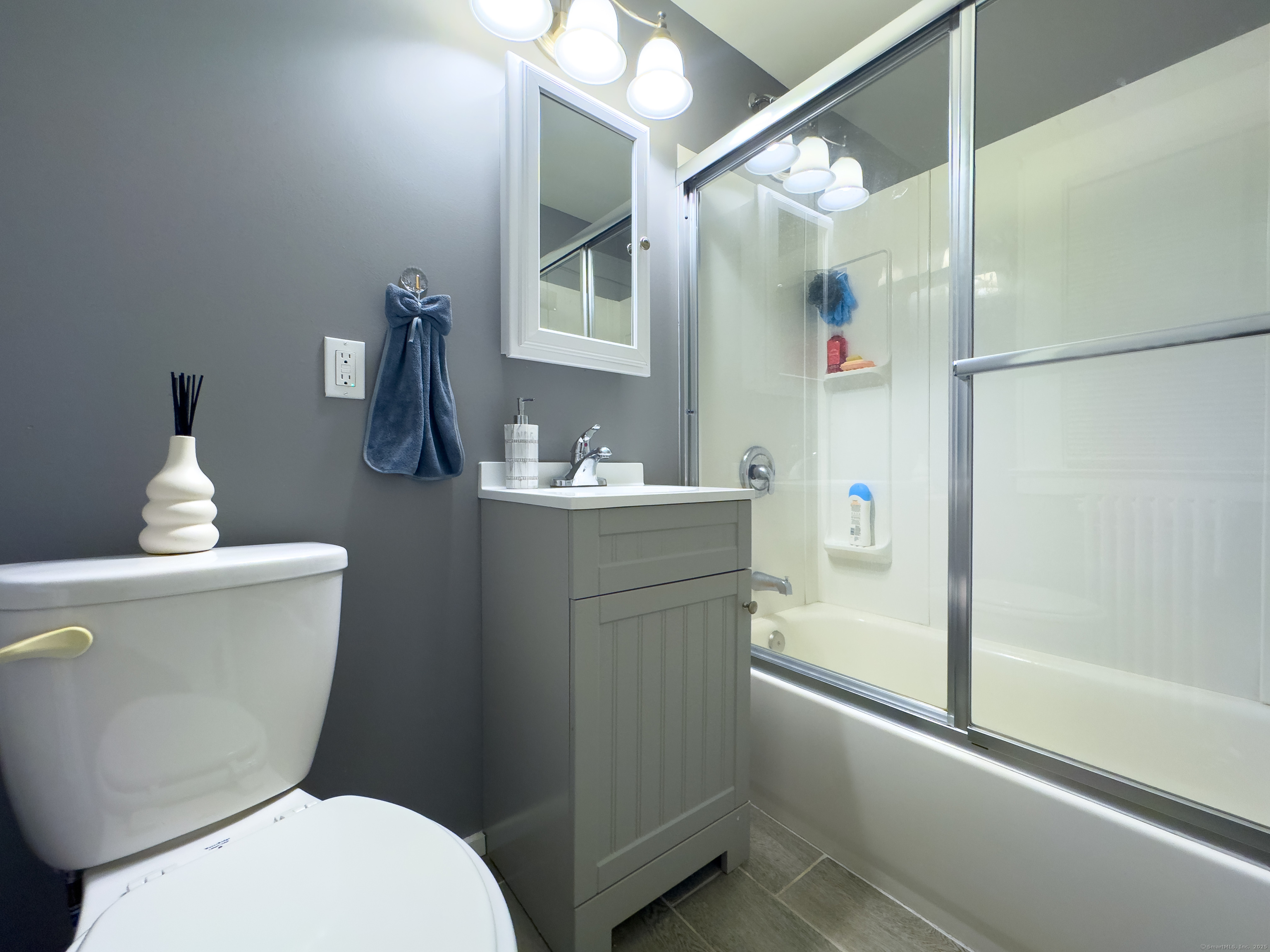 10 Rita Avenue, Bridgeport, Connecticut image 16
