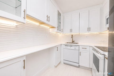 Tiny photo for 100 York Street #16E, New Haven, CT 06511 (MLS # 24215383)