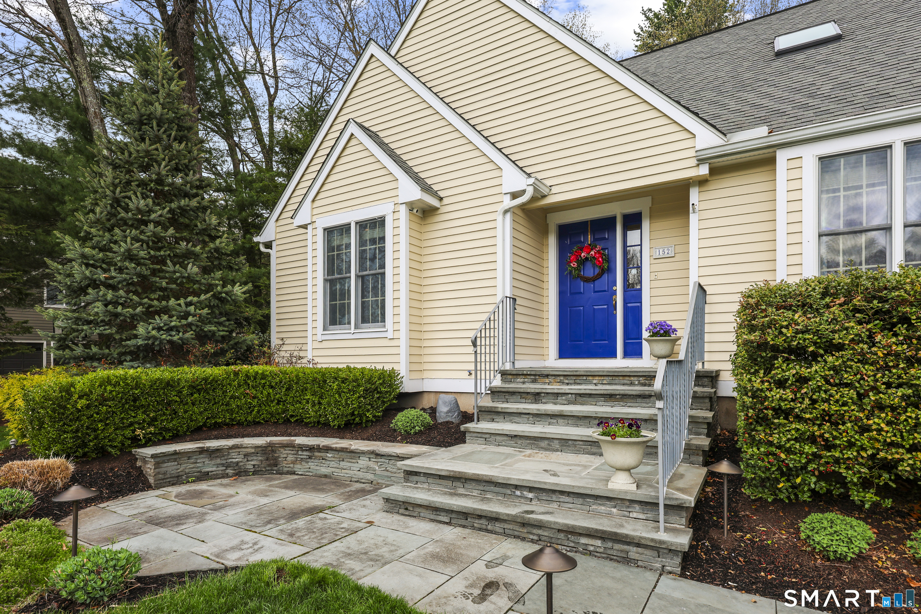 152 Hollyberry Road