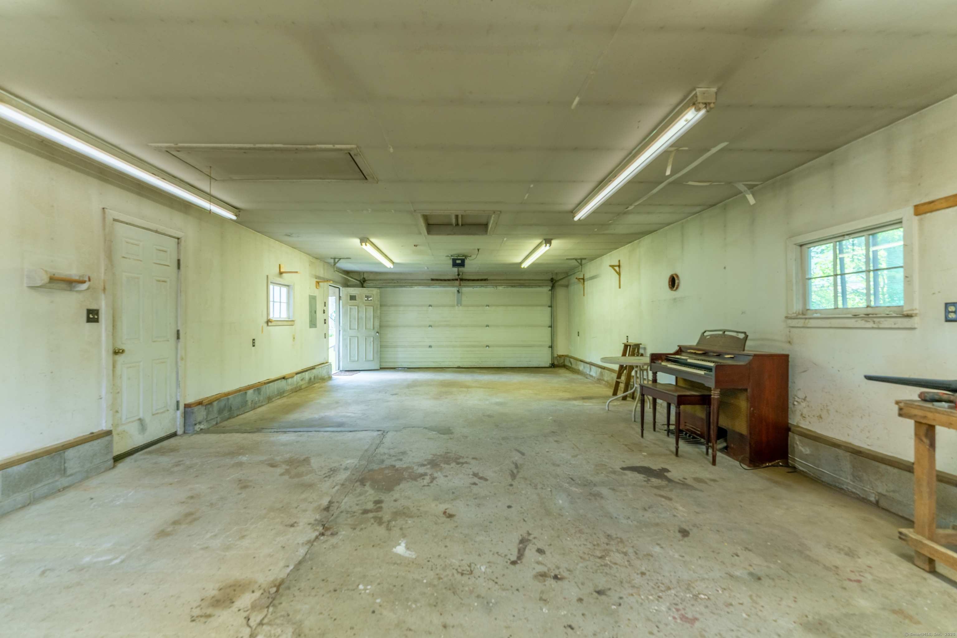 63 Elizabeth Street, Norwich, Connecticut image 28