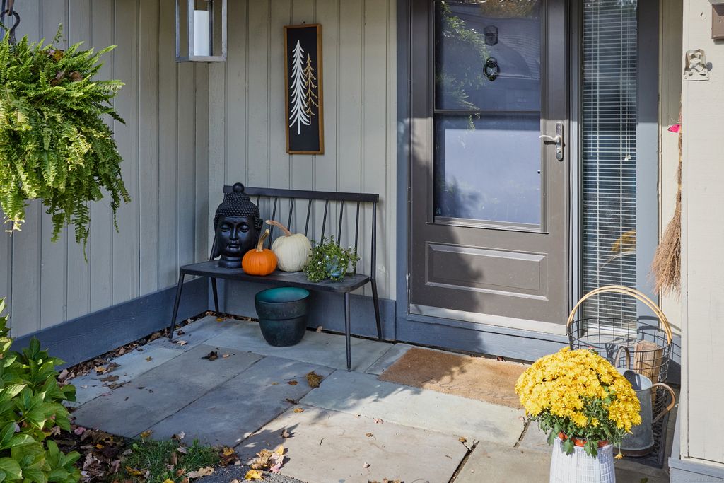Photo of 916 Heritage Village #A, Southbury, CT 06488 (MLS # 24133580)