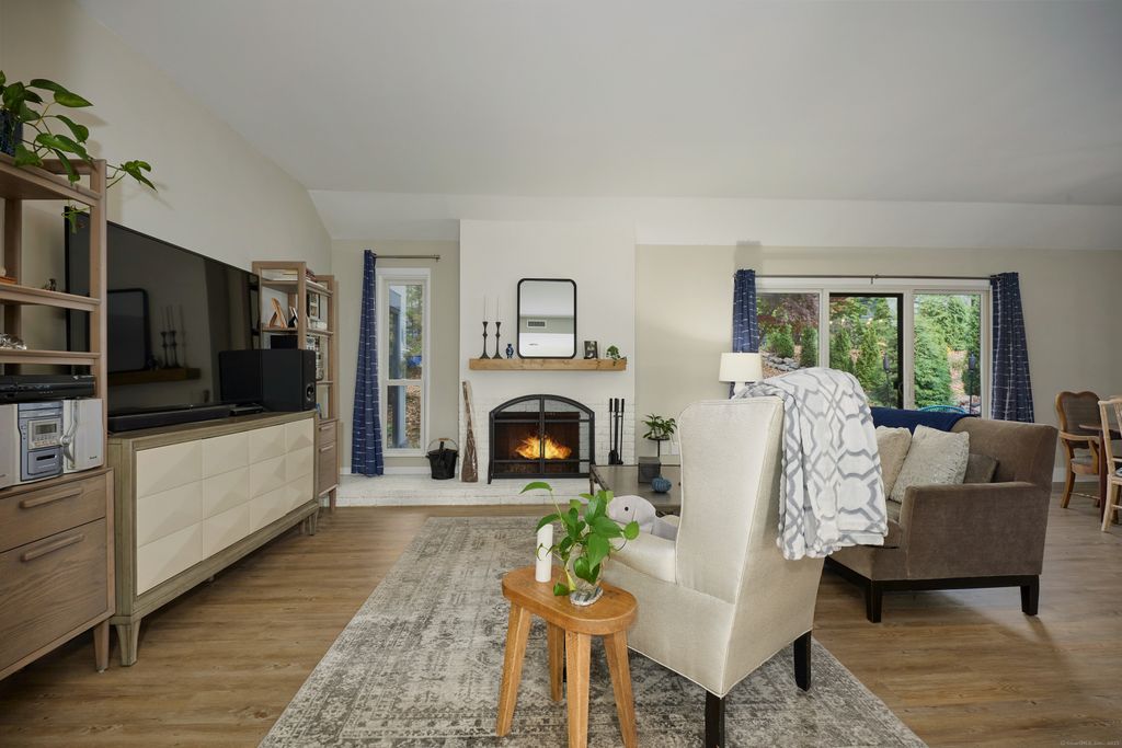 Photo of 916 Heritage Village #A, Southbury, CT 06488 (MLS # 24133580)