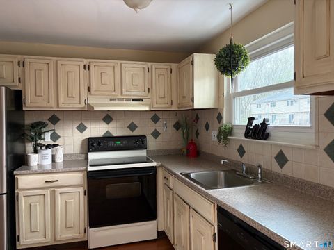 Tiny photo for 302 Blackstone Village #302, Meriden, CT 06450 (MLS # 24167824)