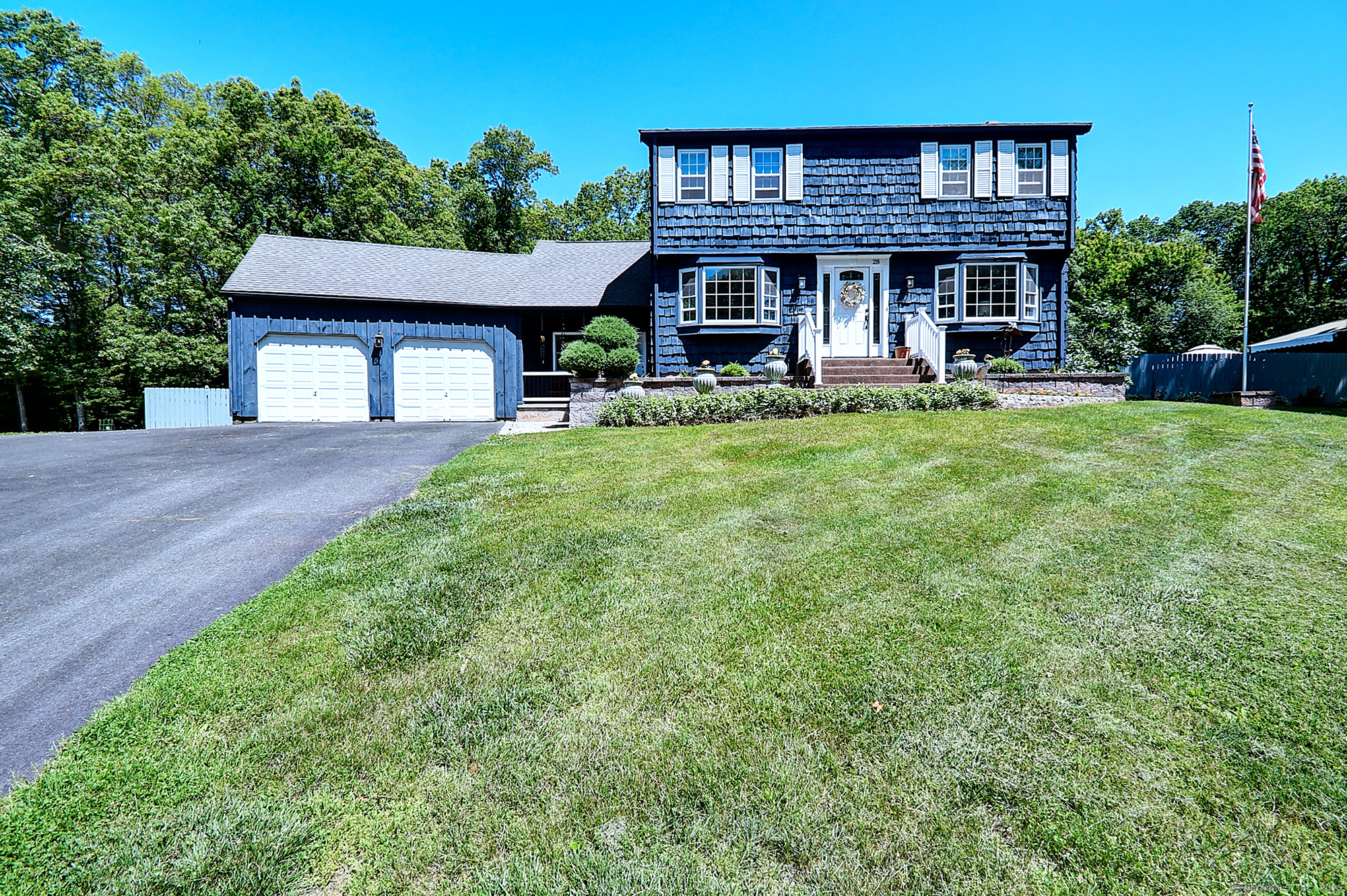 Maplewood Drive, Ellington, Connecticut - 4 Bedrooms  
2 Bathrooms  
8 Rooms - 