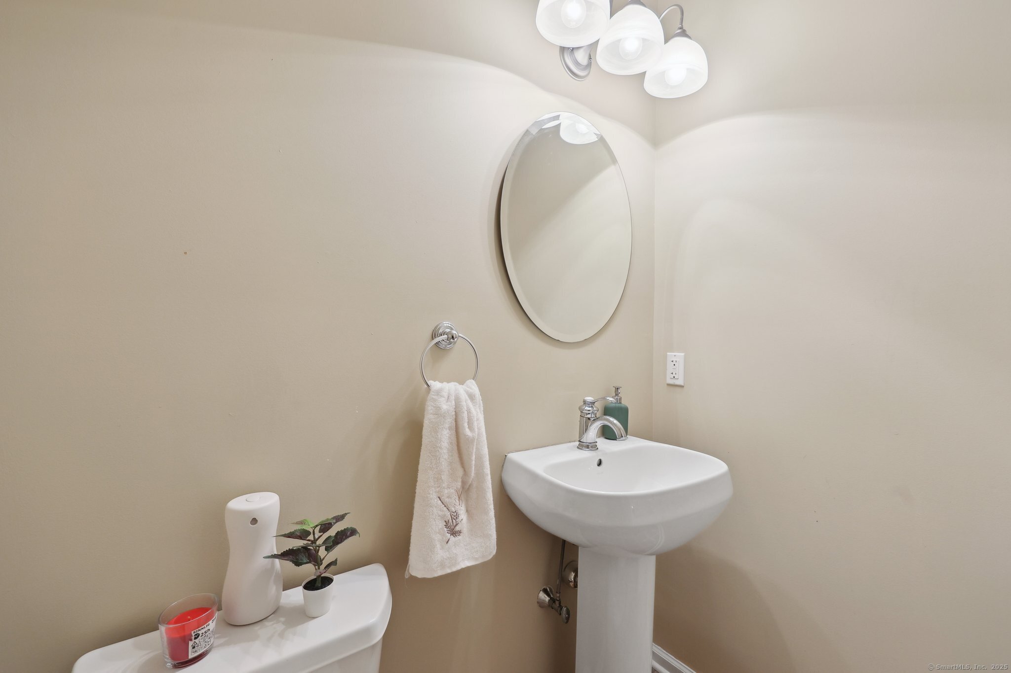 20 Goodwin Circle #20, Hartford, Connecticut image 11