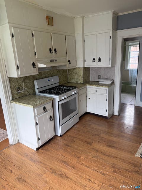 Tiny photo for 21 Ardmore Street #2nd fl, Fairfield, CT 06824 (MLS # 24201016)