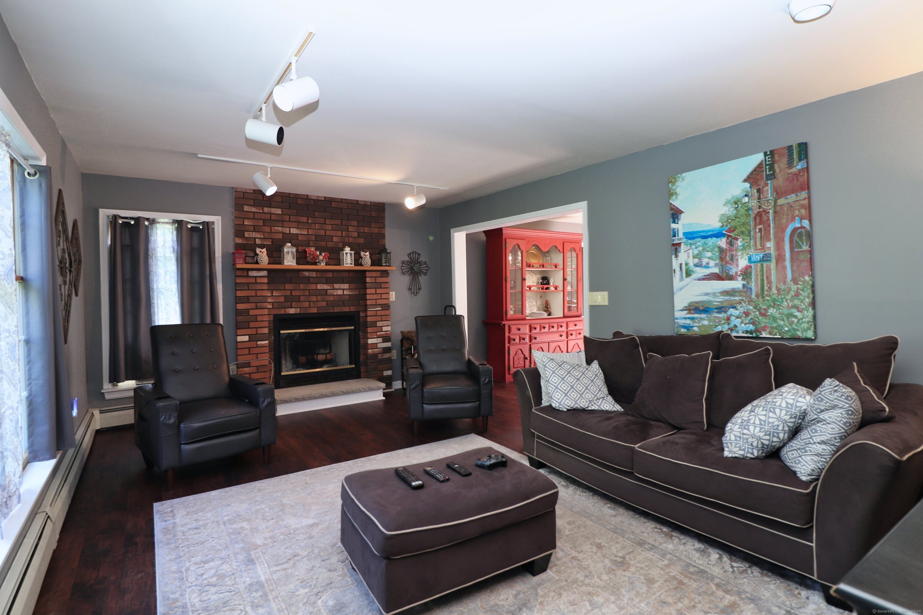 165 Valley View Road