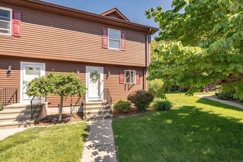 104 Candlewood Drive 104 Enfield CT 06082